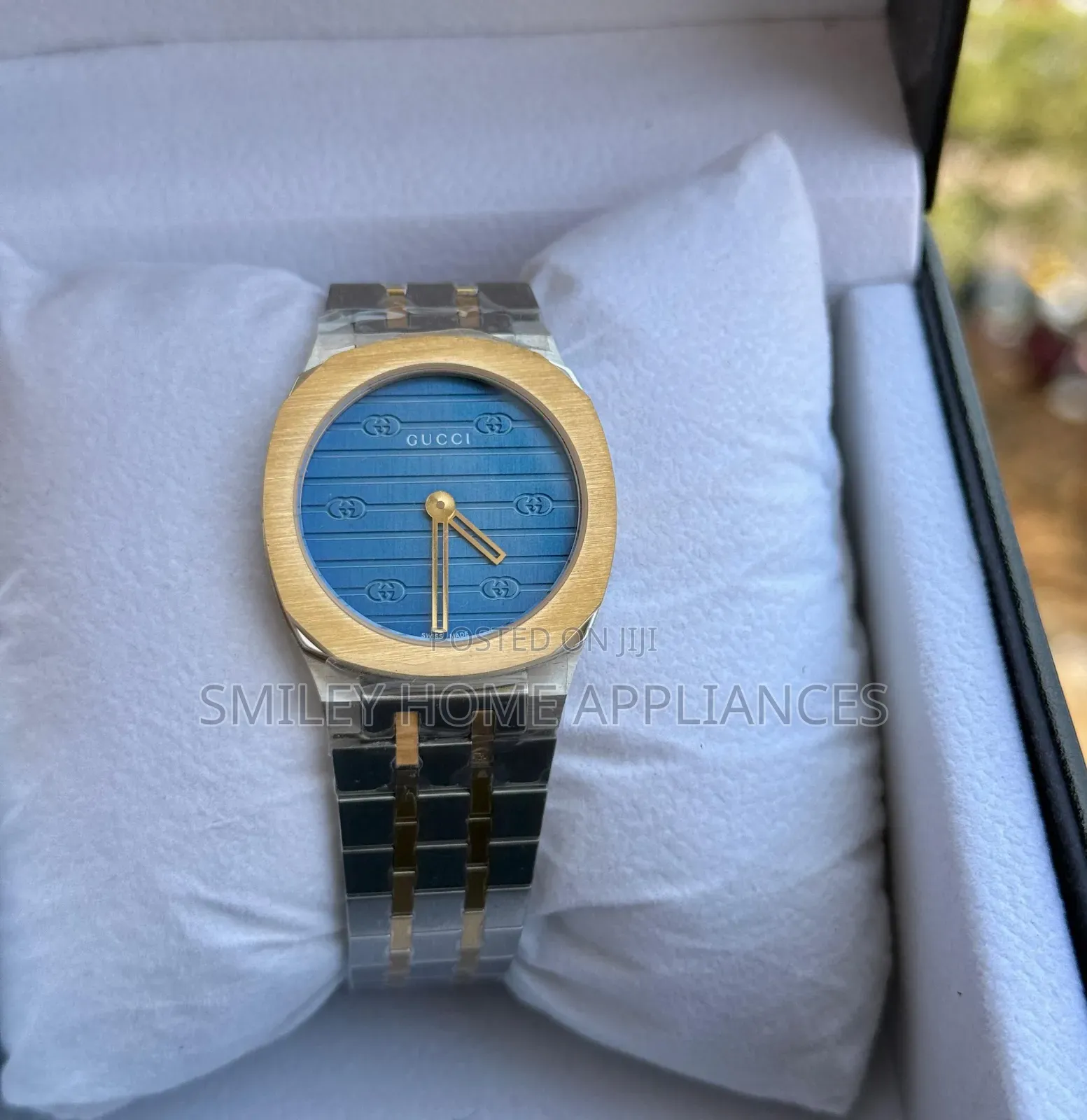 Stainless Steel Original Gucci Wrist Time Piece at Discount