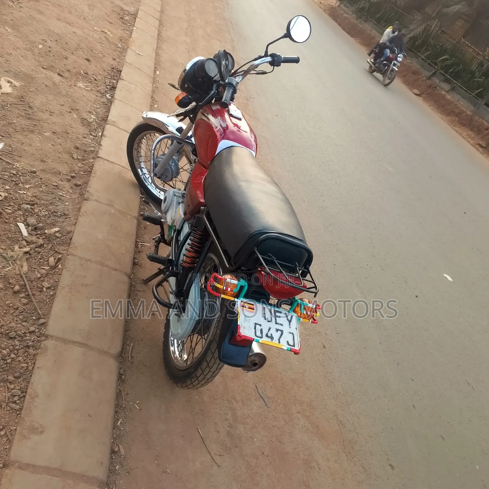Bajaj Boxer 100 2019 Red