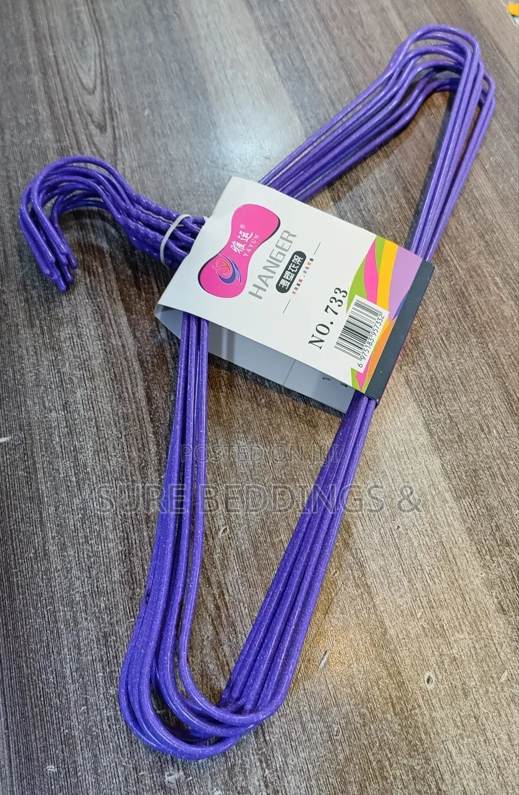 Yayun Hangers