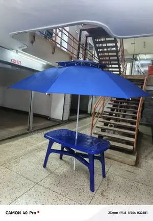 Dining Plastic Table Plastic Table and Umbrella 6 People