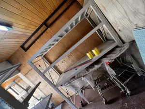 Store Rack/Shelves for Pharmacy /Supermarket and Warehouse