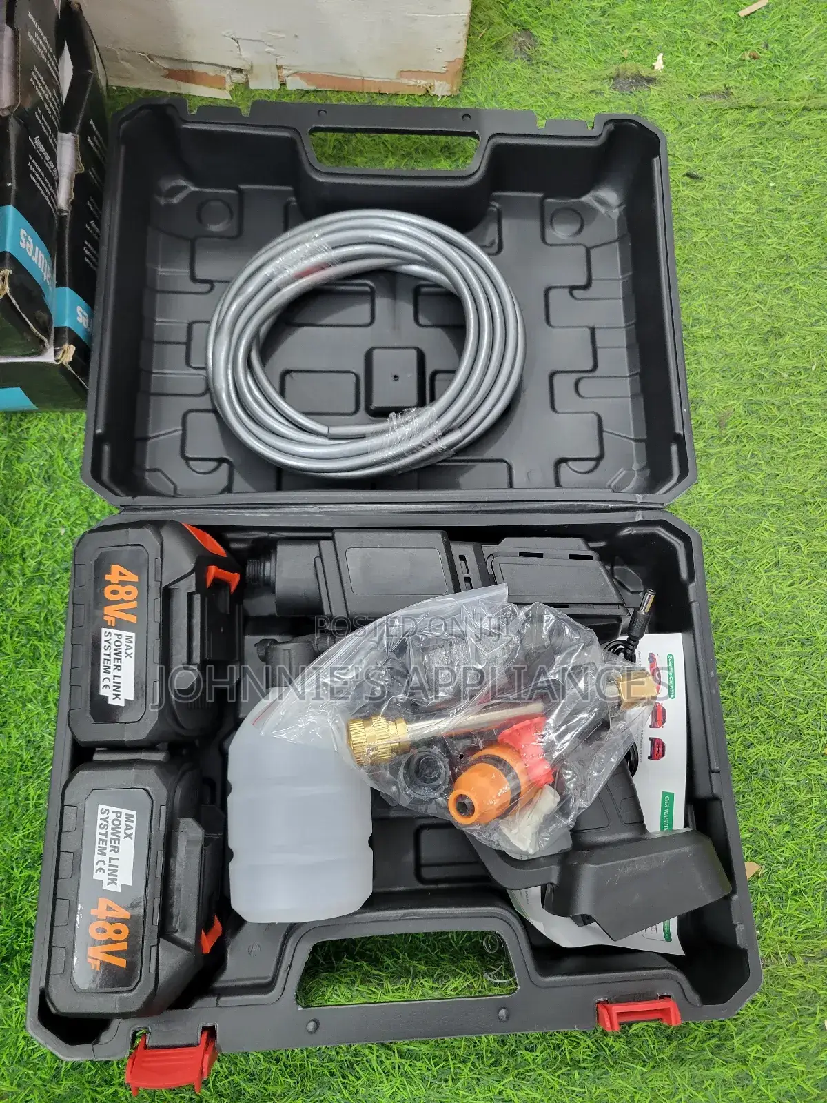 Multi Spray Gun Or Car Washer Spray With 2 Batteries