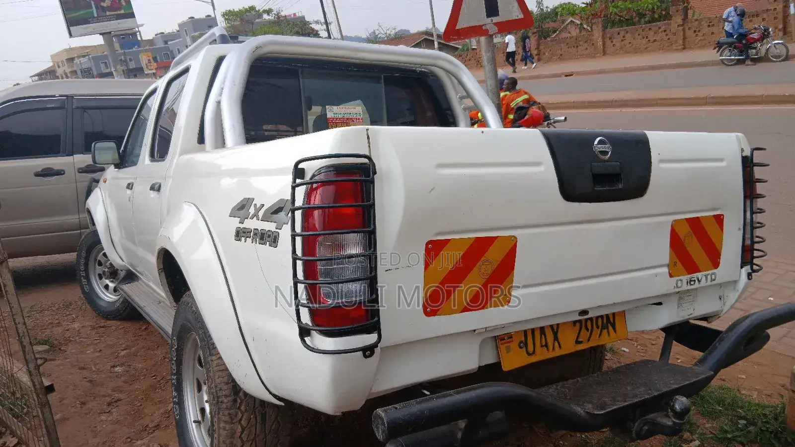 Nissan Hardbody 2000i 2006 White