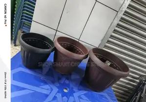 Plastic Flower Pots Plastic Flower Pots Brand New