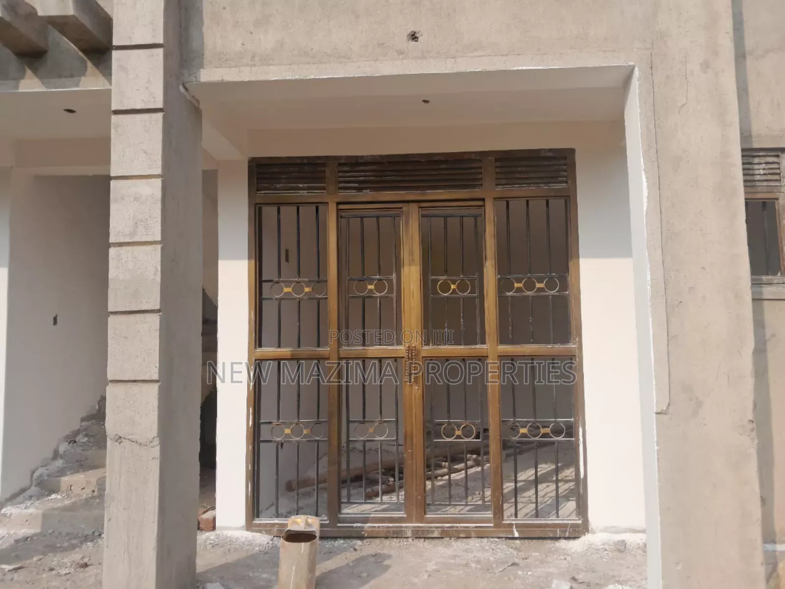 4bdrm Block of Flats in Bulenga Buloba Town, Central Division for sale