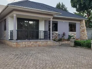 3bdrm Bungalow in Kawempe Kawanda, Central Division for sale