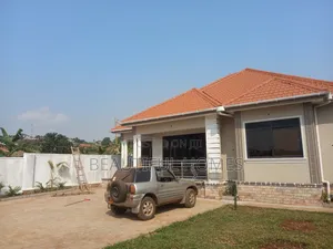 Furnished 4bdrm House in Kira for sale