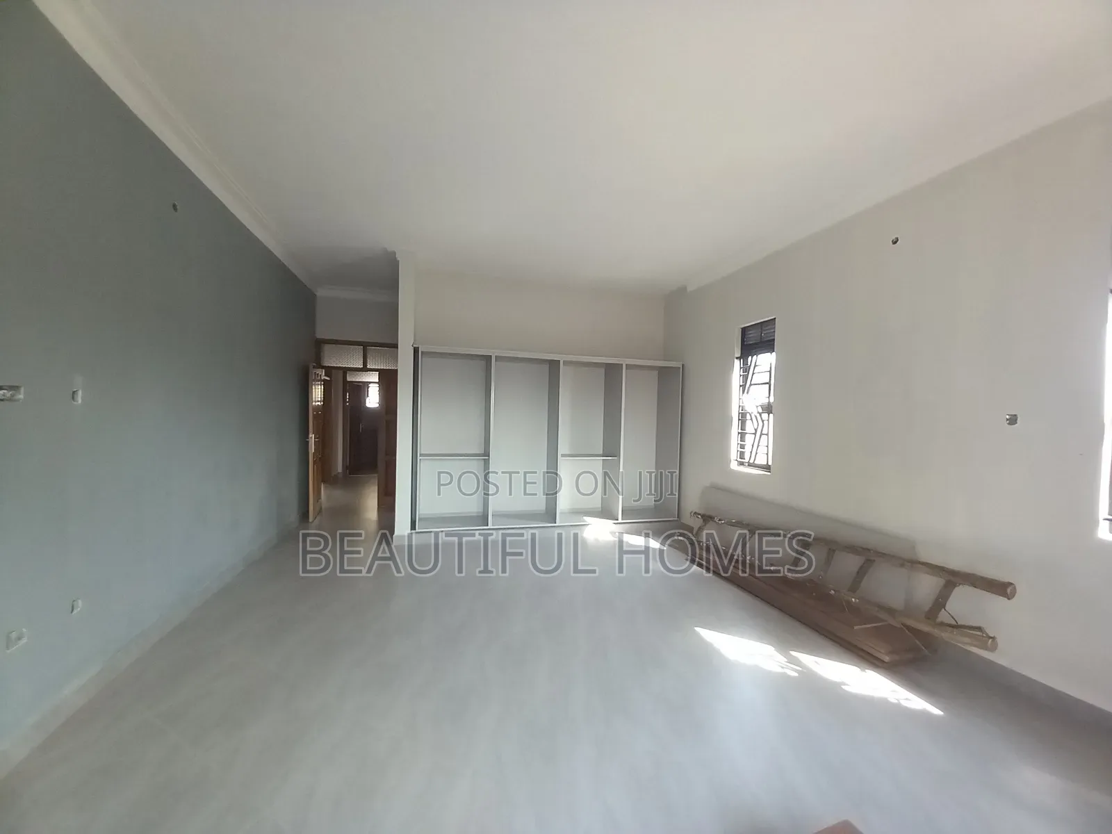 Furnished 4bdrm House in Kira for sale