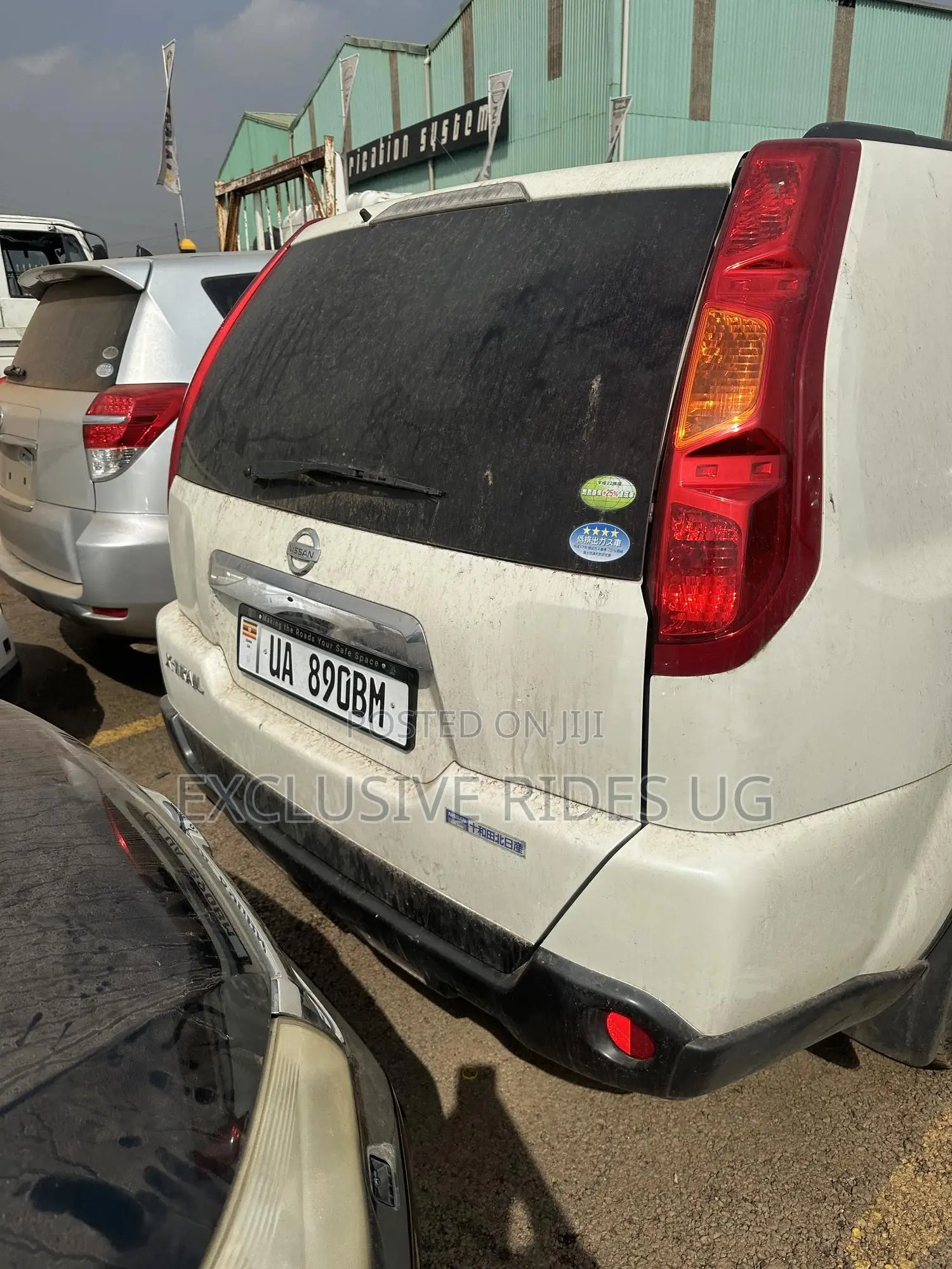 Nissan X-Trail 2.0 Petrol XE 2011 White