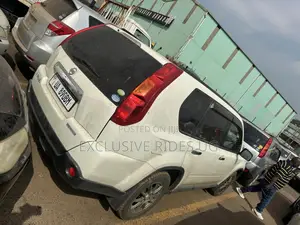 Nissan X-Trail 2.0 Petrol XE 2011 White