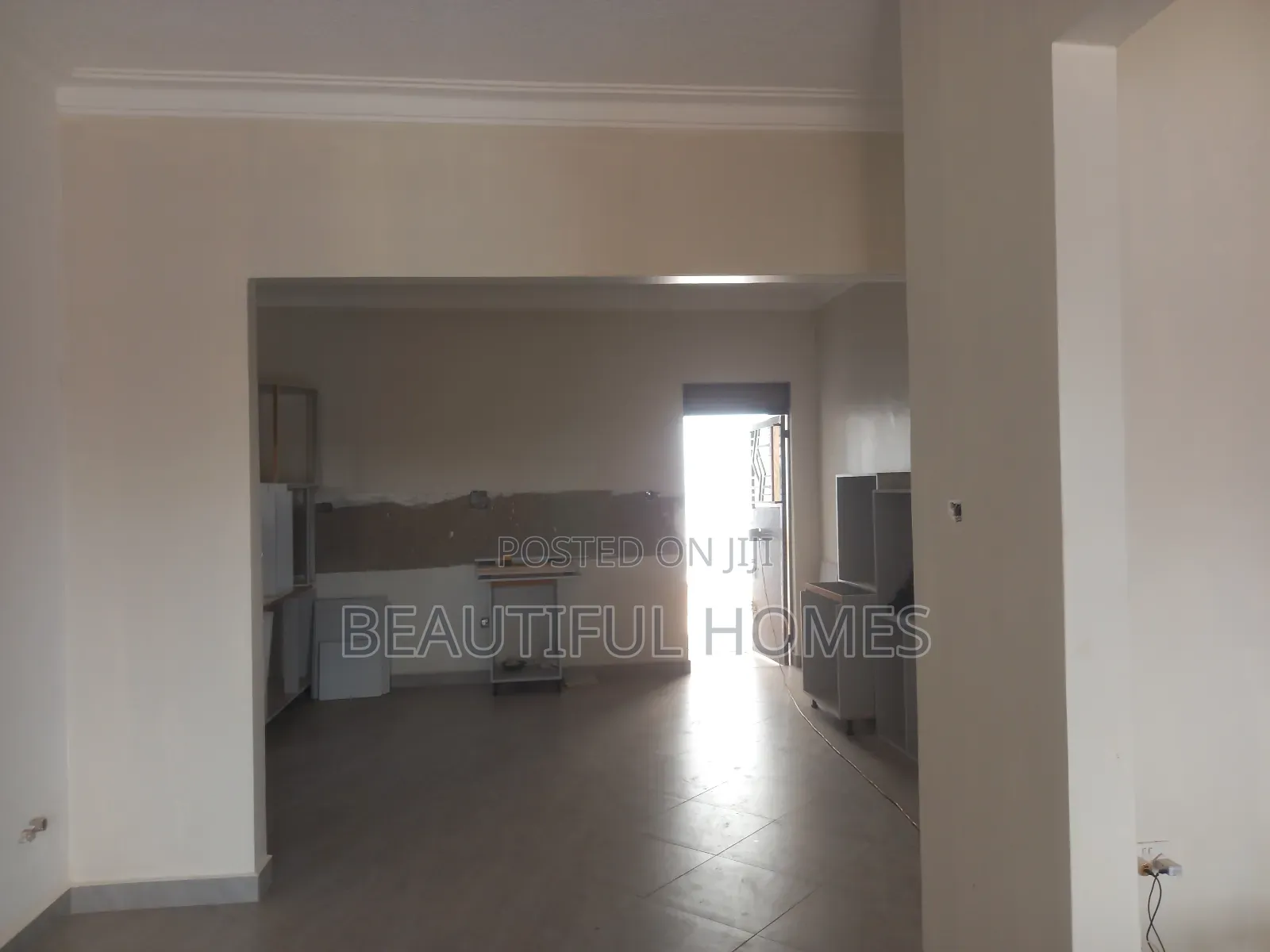Furnished 4bdrm Bungalow in Kira for sale