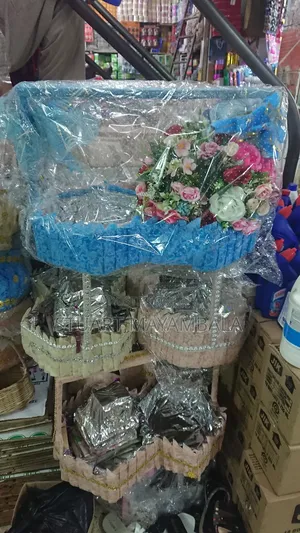 Gift Baskets Round and Square