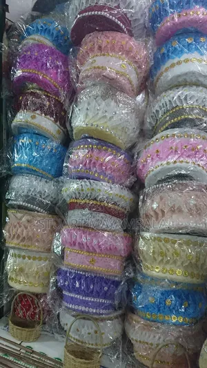 Gift Baskets Round and Square