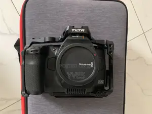 Black Magic Pro + Cage + 1 Battery