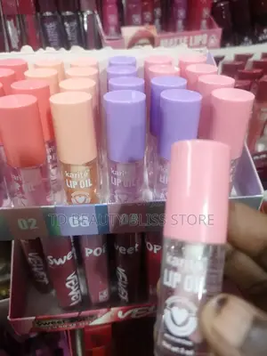 Lipgloss and Lip Oils