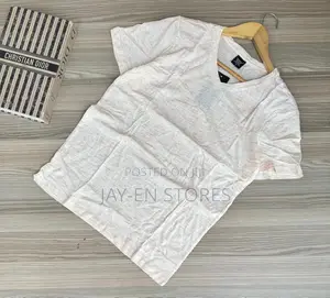 Off White Pink v-Neck Cotton Tshirts