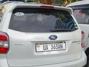 Photo - Subaru Forester 2.5i AWD 2016 White