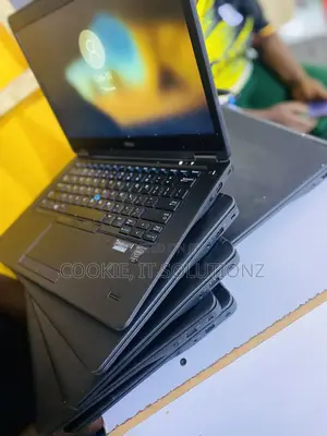 Laptop Dell Latitude 7450 8GB Intel Core I5 HDD+SSD 500GB