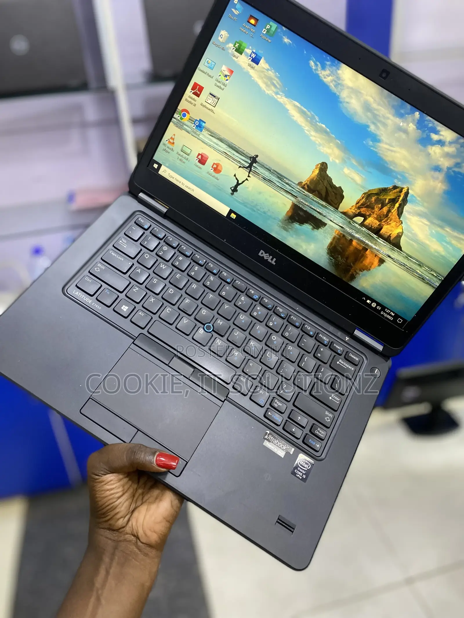 Laptop Dell Latitude 7450 8GB Intel Core I5 HDD+SSD 500GB