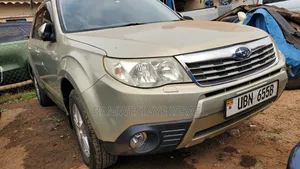 Photo - Subaru Forester 2008 Gold