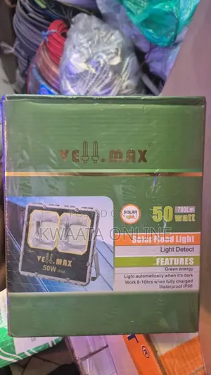 200 Watts Vellmax Integrated Solar Flood Lights