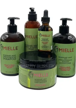 Mielle Rosemary Sculp and Hair Strengthening Oil