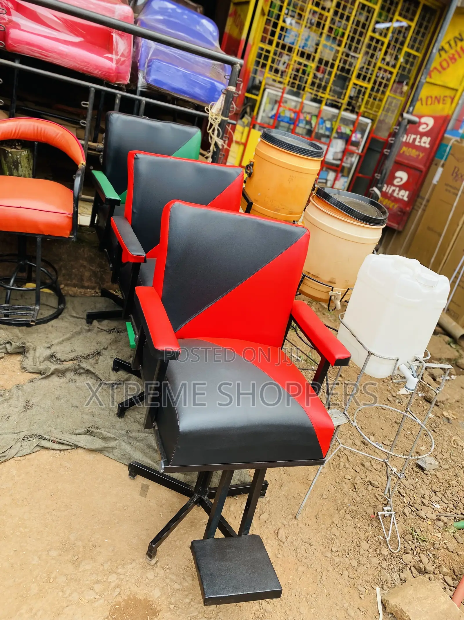 Tor / Saloon / Barber Chair / Tap Rotate