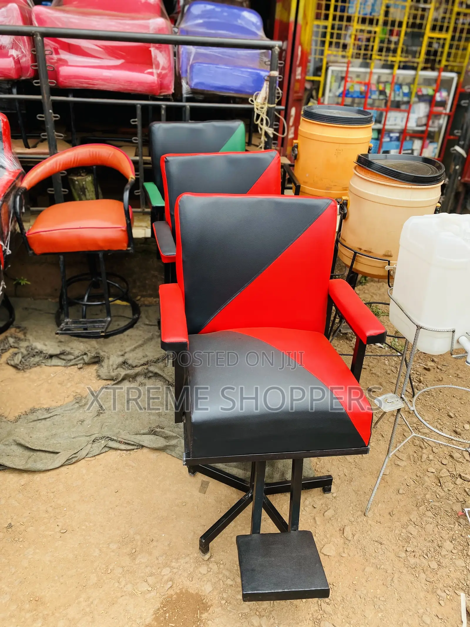 Tor / Saloon / Barber Chair / Tap Rotate