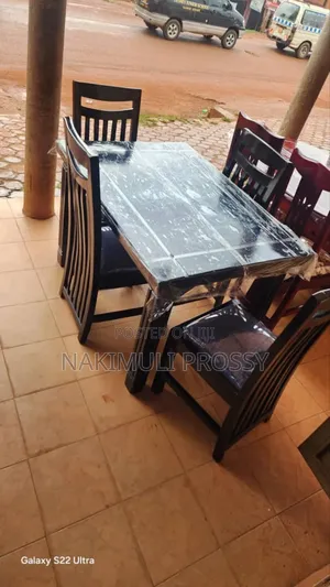 Dinning Table