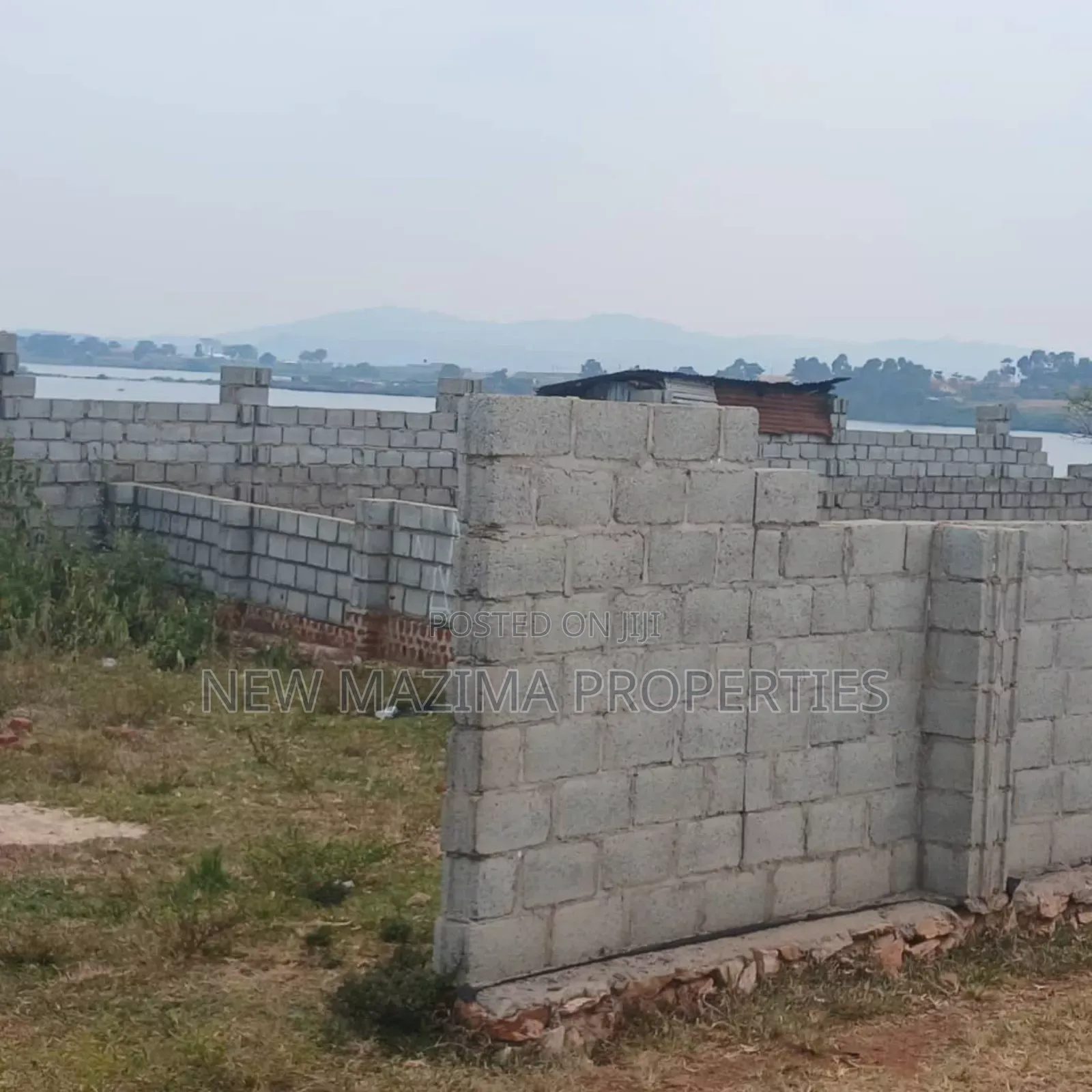 Beautiful Plot in Fence With Lakeview Onsale After Munyonyo
