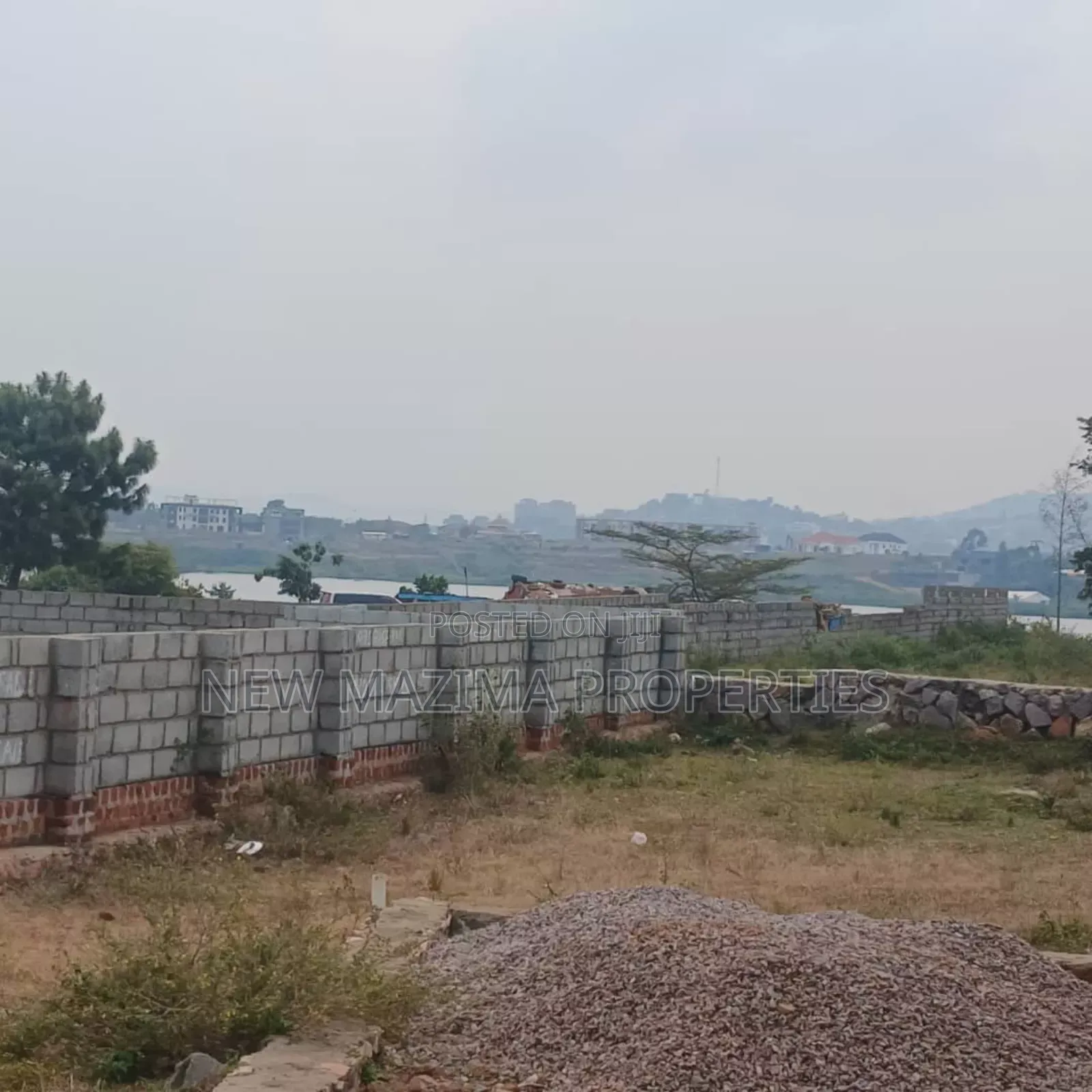 Beautiful Plot in Fence With Lakeview Onsale After Munyonyo
