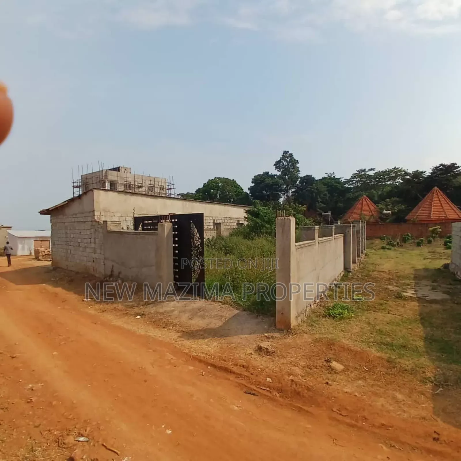 Very H Plot in Wellfence With Lakeview Onsale After Munyonyo