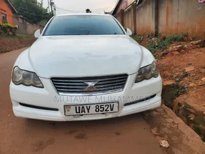 Photo - Toyota Mark X 2008 White