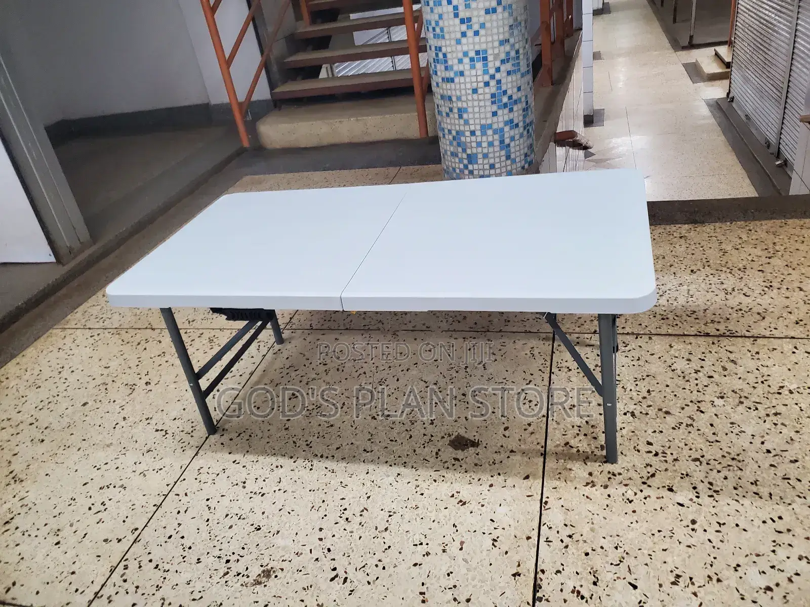 1.2cm Rectangular Plastic Table for Hotel, Bar/Restaurant