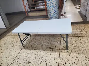 1.2cm Rectangular Plastic Table for Hotel, Bar/Restaurant