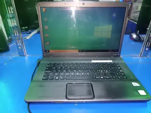 Photo - Laptop Sony VAIO E15 SVE1513P1EW 2GB Intel Core 2 Duo HDD 250GB