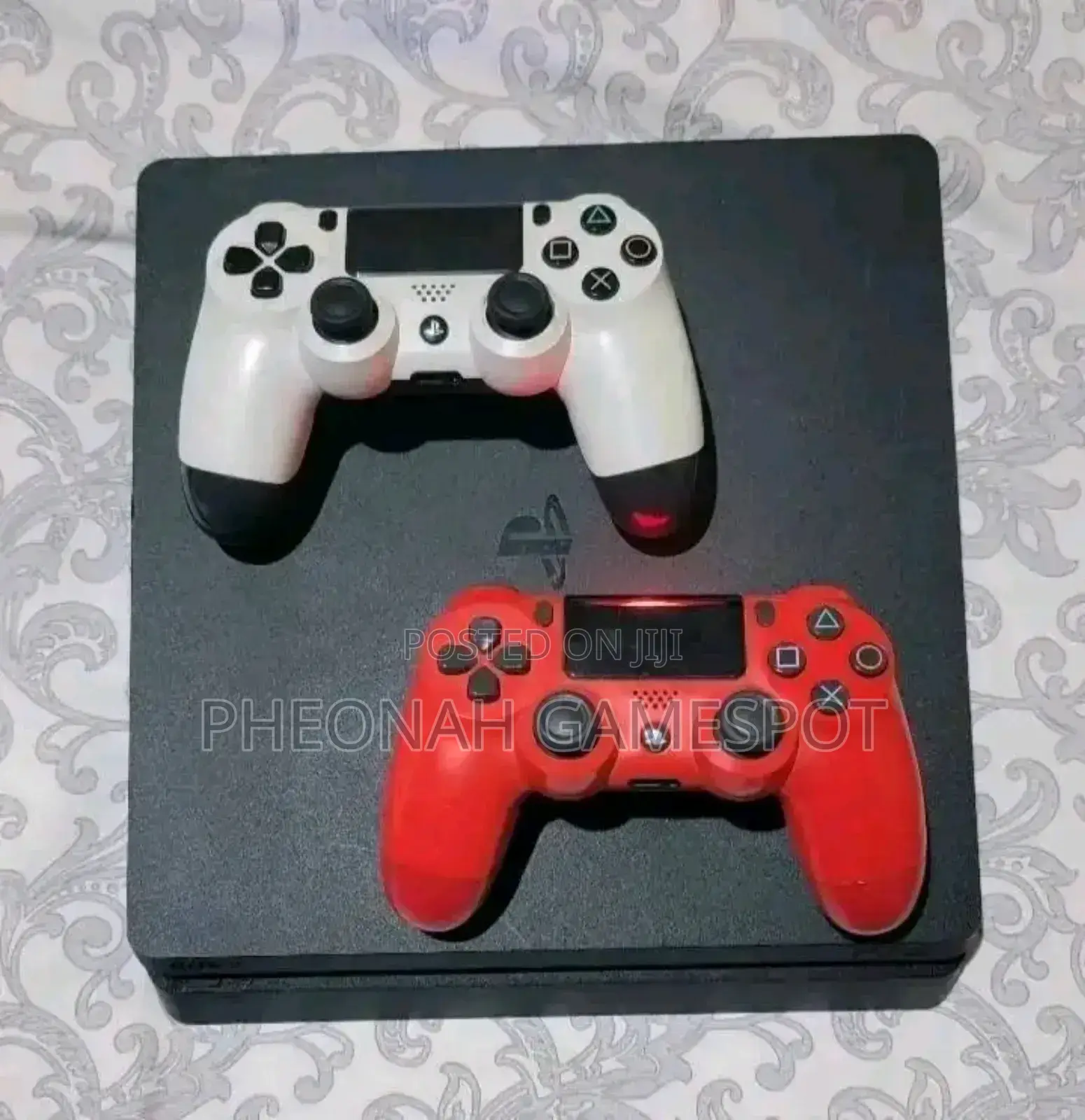 Sony Playstation 4 Slim