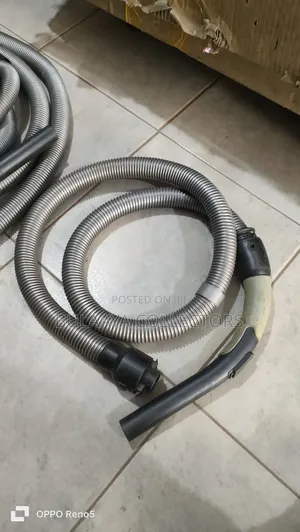 Uk Used Vacuum Cleaner Hose and Associated Attachments