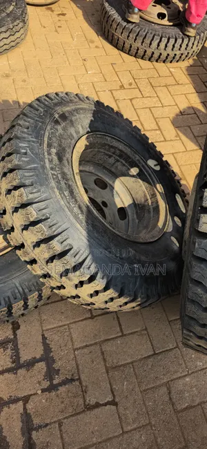 MRF Truck Tyres and Rims