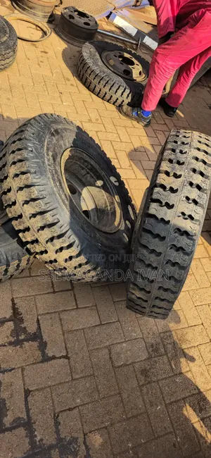 MRF Truck Tyres and Rims