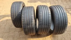 225/4517 Original Michelin Foreign Used Made in Italy