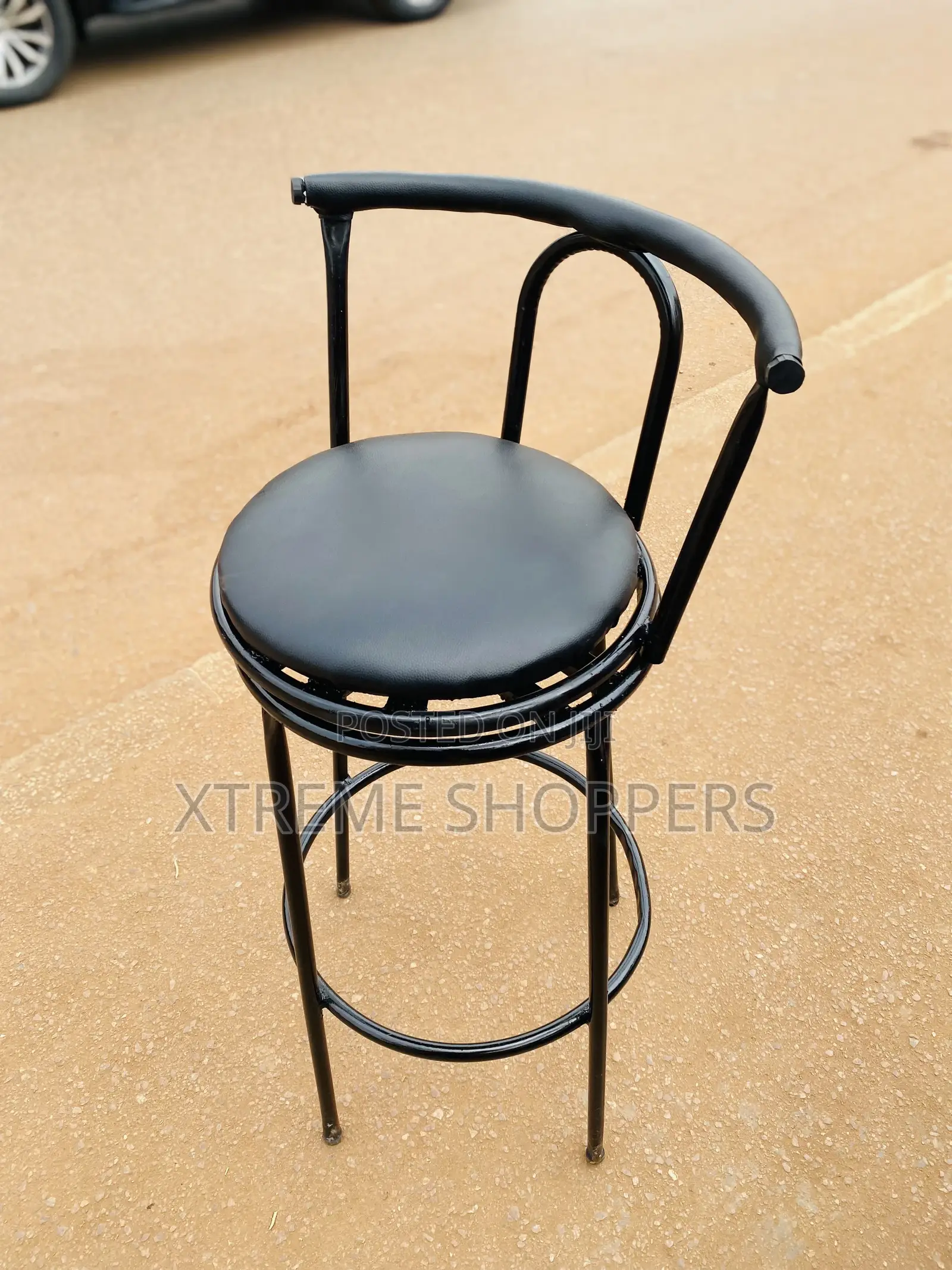 Easing Work : Restaurants/ Bar Chair / Bar
