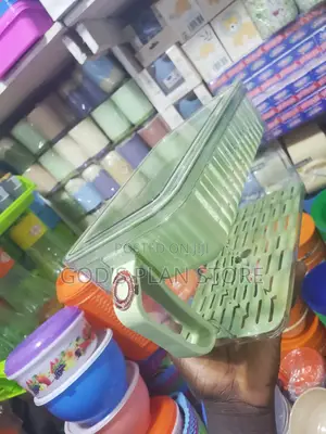 Freegi Containers