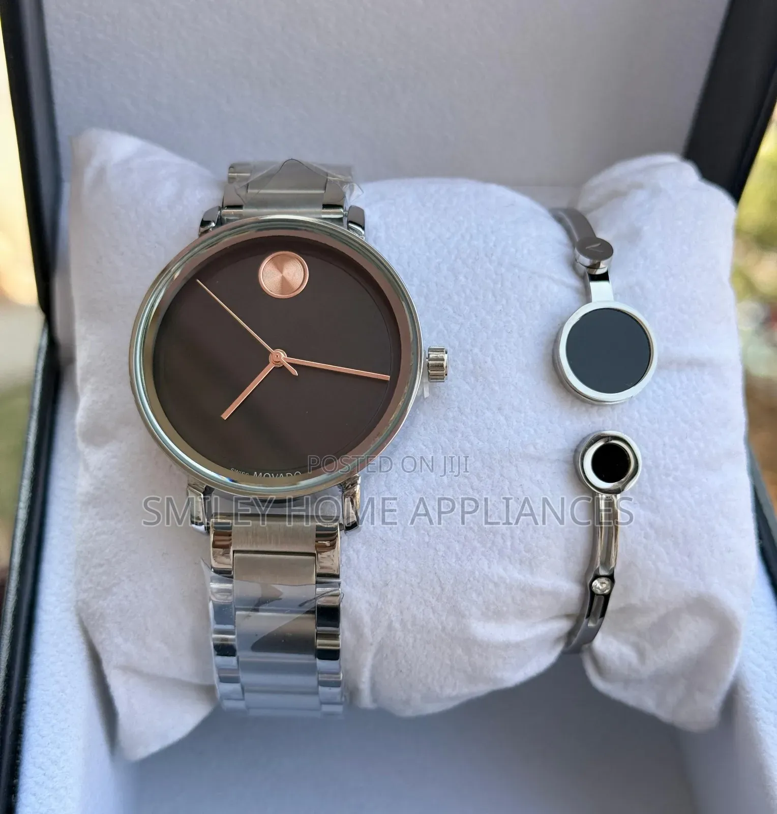 Beeyi Dodolo on Women's Wrist Stylish Time Piece Bracelet
