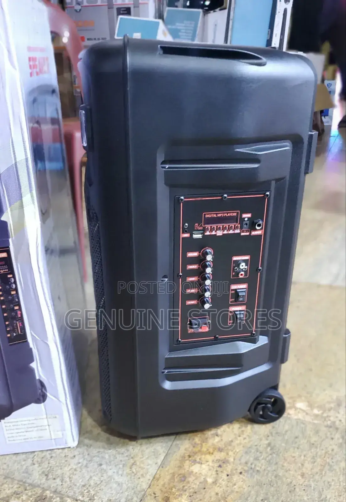 NDR Rechargeable Speaker Q15 With Wireless Microphone.