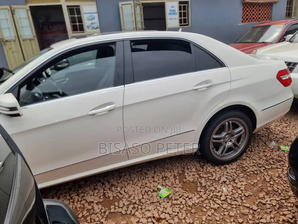 Mercedes-Benz E300 2011 White