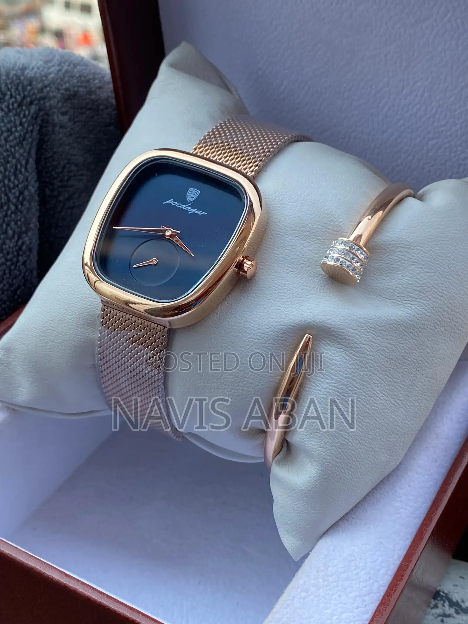 Poedagar Watch Package With Bracelete
