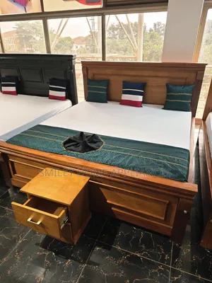 Super King Size Newly Imported Classy Bedroom Bed 6 by 6