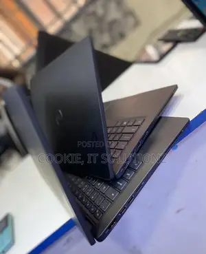 Laptop Dell Latitude 7410 8GB Intel Core I5 SSHD (Hybrid) 256GB