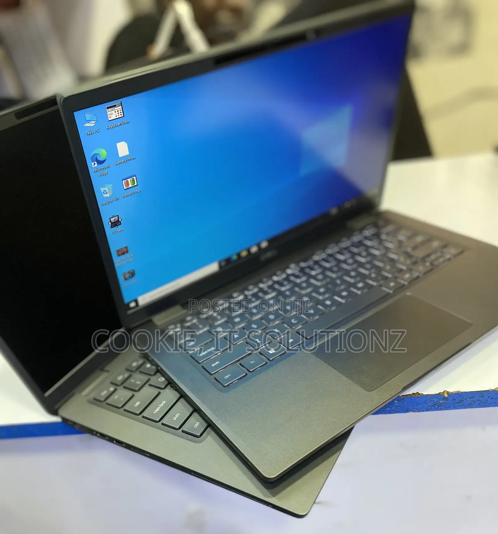 Laptop Dell Latitude 7410 8GB Intel Core I5 SSHD (Hybrid) 256GB